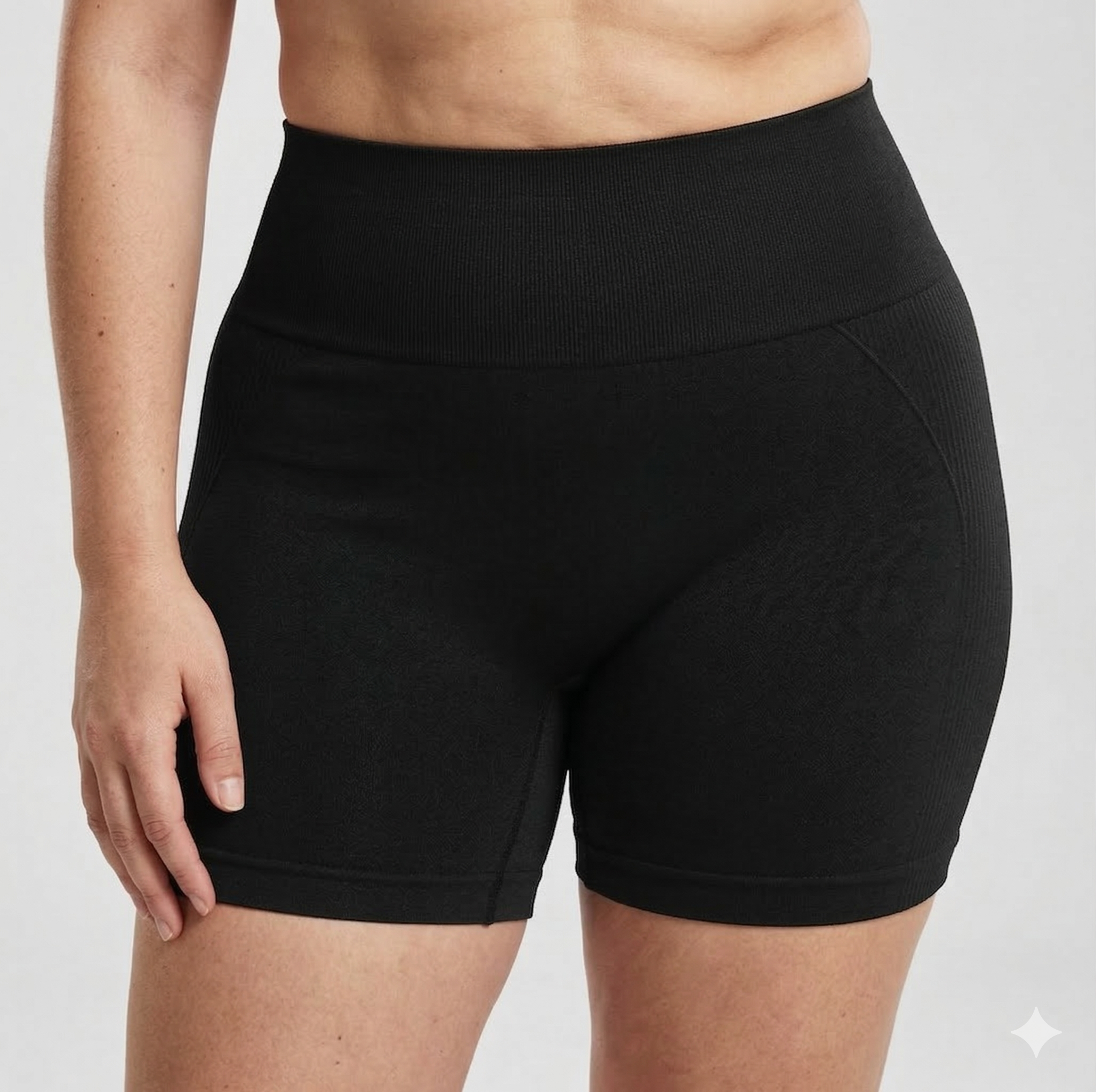 Signature Seamless Biker Shorts