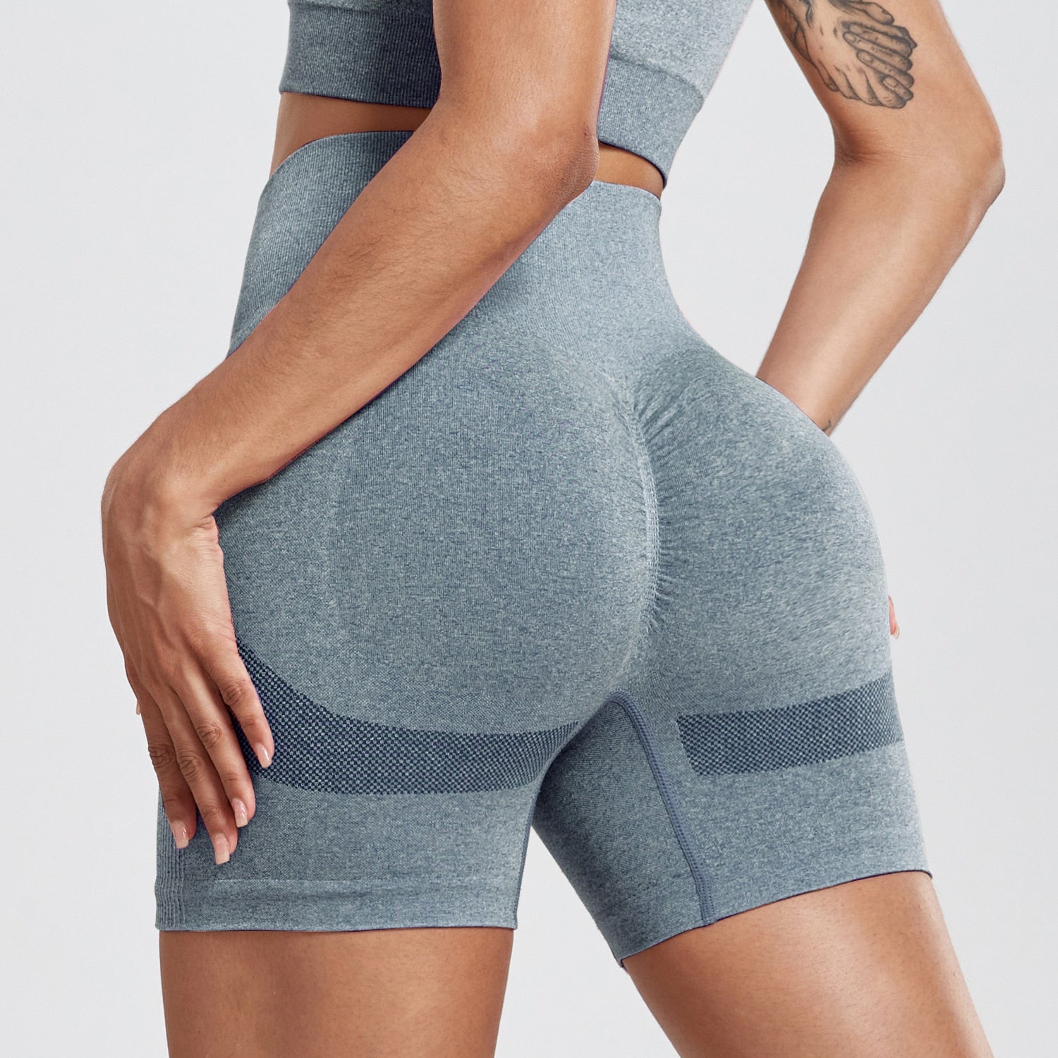 Signature Seamless Biker Shorts